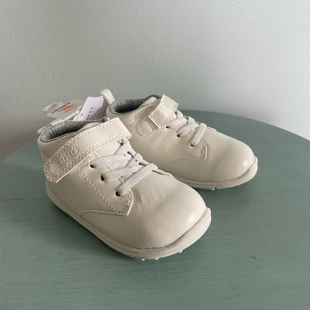 Carter's White Baby Walker Shoes Soft Leather Lace-Up